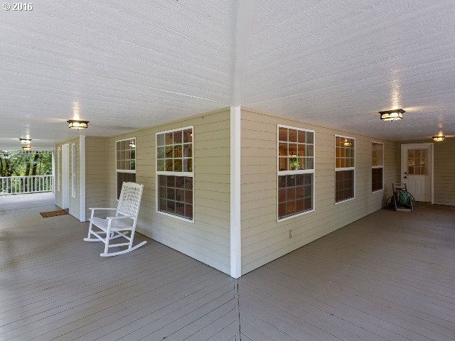 For Sale: 8362 Carson Ct Woodburn, OR 97071
