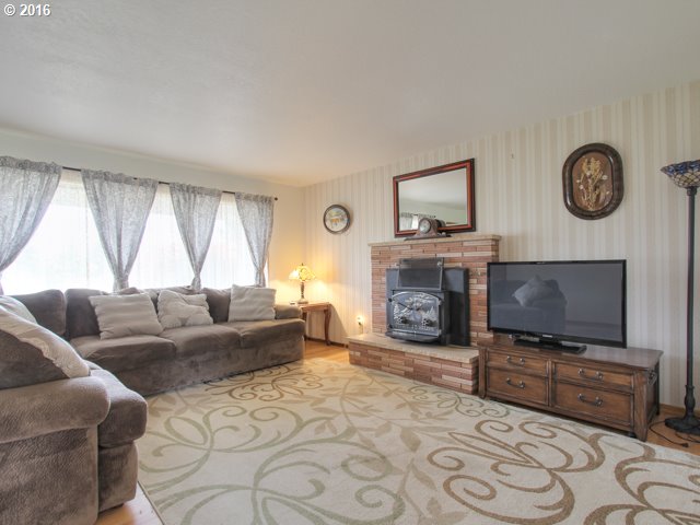 500 SE Kane Dr, Gresham OR 97080