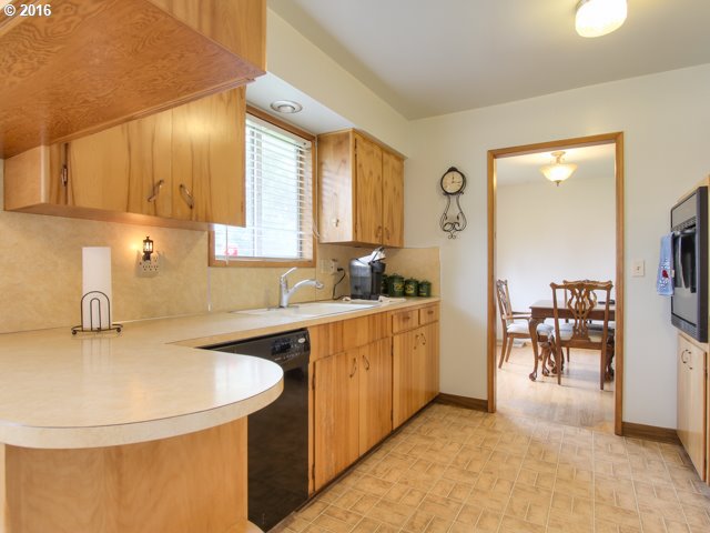 500 SE Kane Dr, Gresham OR 97080