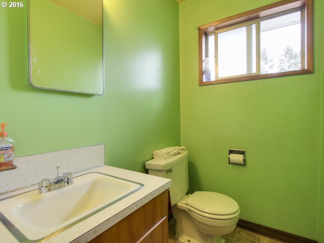 500 SE Kane Dr, Gresham OR 97080