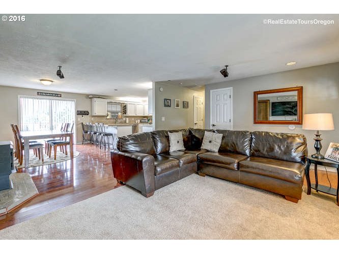 For Sale: 20552 2nd St Saint Paul, OR 97137