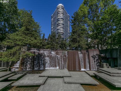 255 SW Harrison St #17H