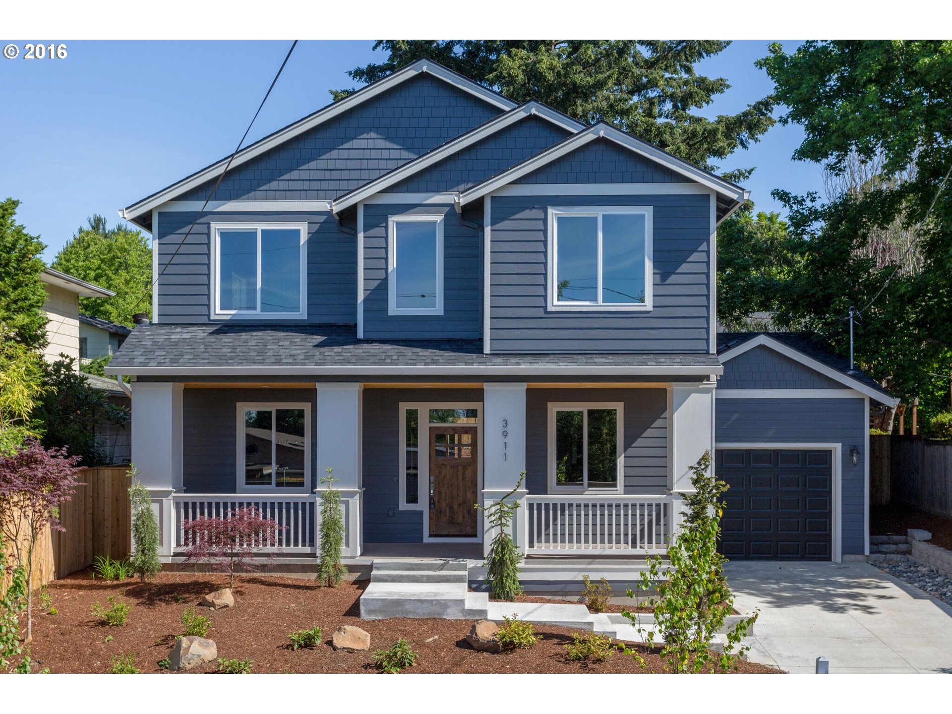 For Sale: 3911 SE Ogden St Portland, OR 97202