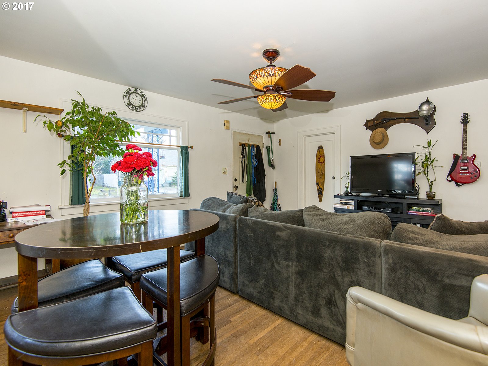 299 N Hayden Bay Dr