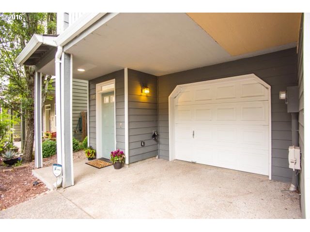 For Sale: 9935 N Decatur St Portland, OR 97203