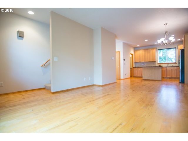 For Sale: 9935 N Decatur St Portland, OR 97203