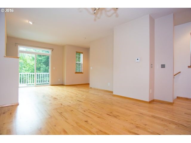 For Sale: 9935 N Decatur St Portland, OR 97203