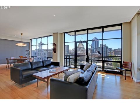 1075 NW Northrup St NW #2212