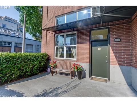 1009 NW Hoyt St #101A