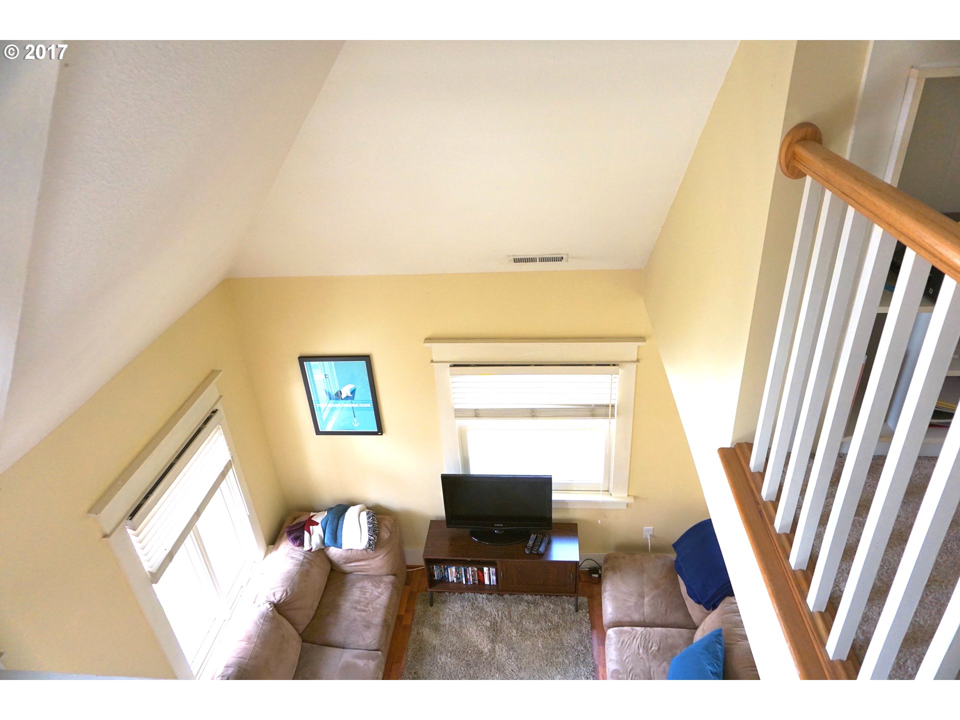 902 SE 28th Ave