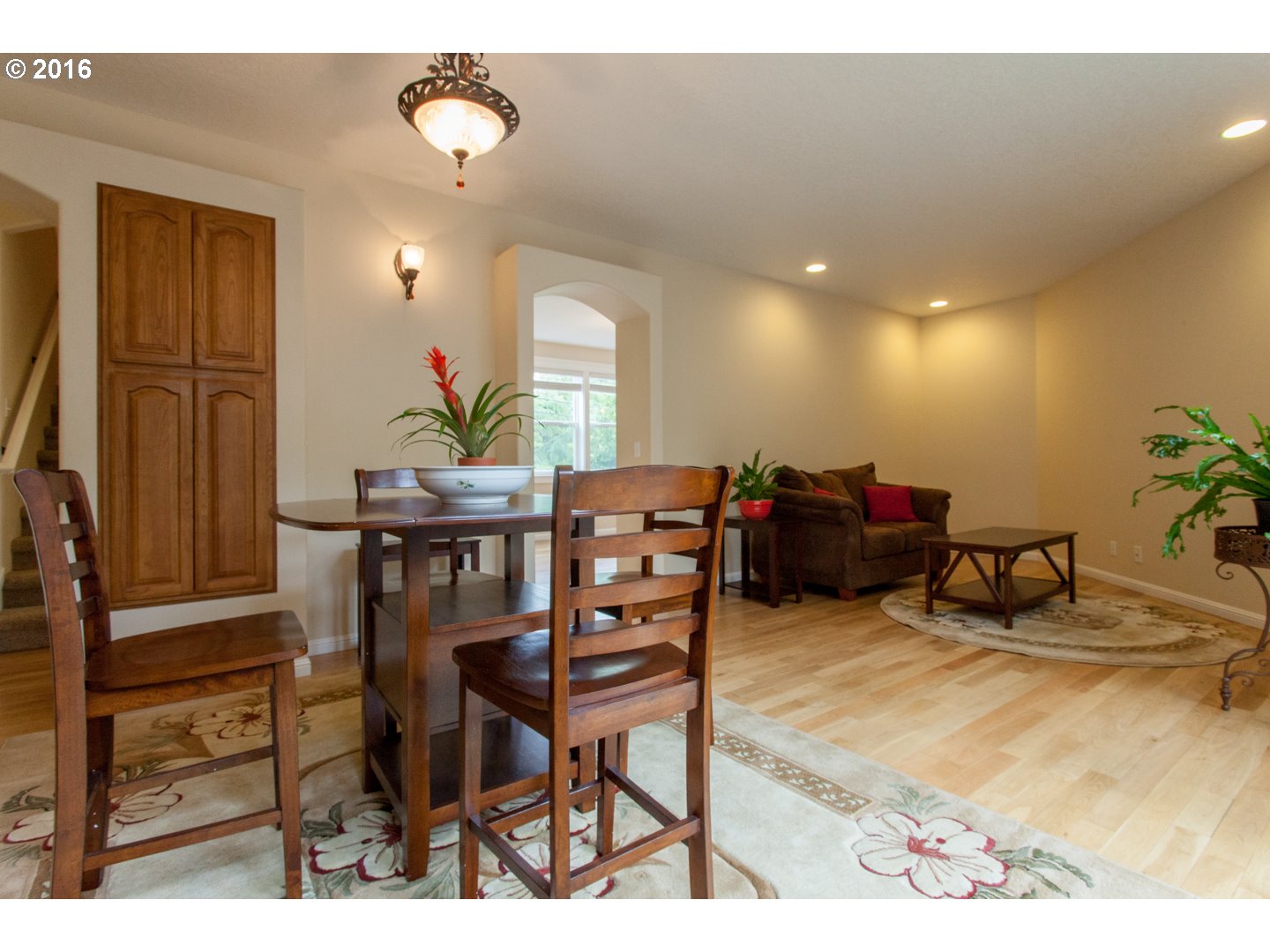 For Sale: 416 SE 63rd Ave Portland, OR 97215