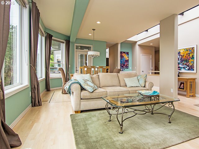 For Sale: 0232 SW Texas St Portland, OR 97219