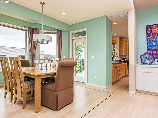 For Sale: 0232 SW Texas St Portland, OR 97219
