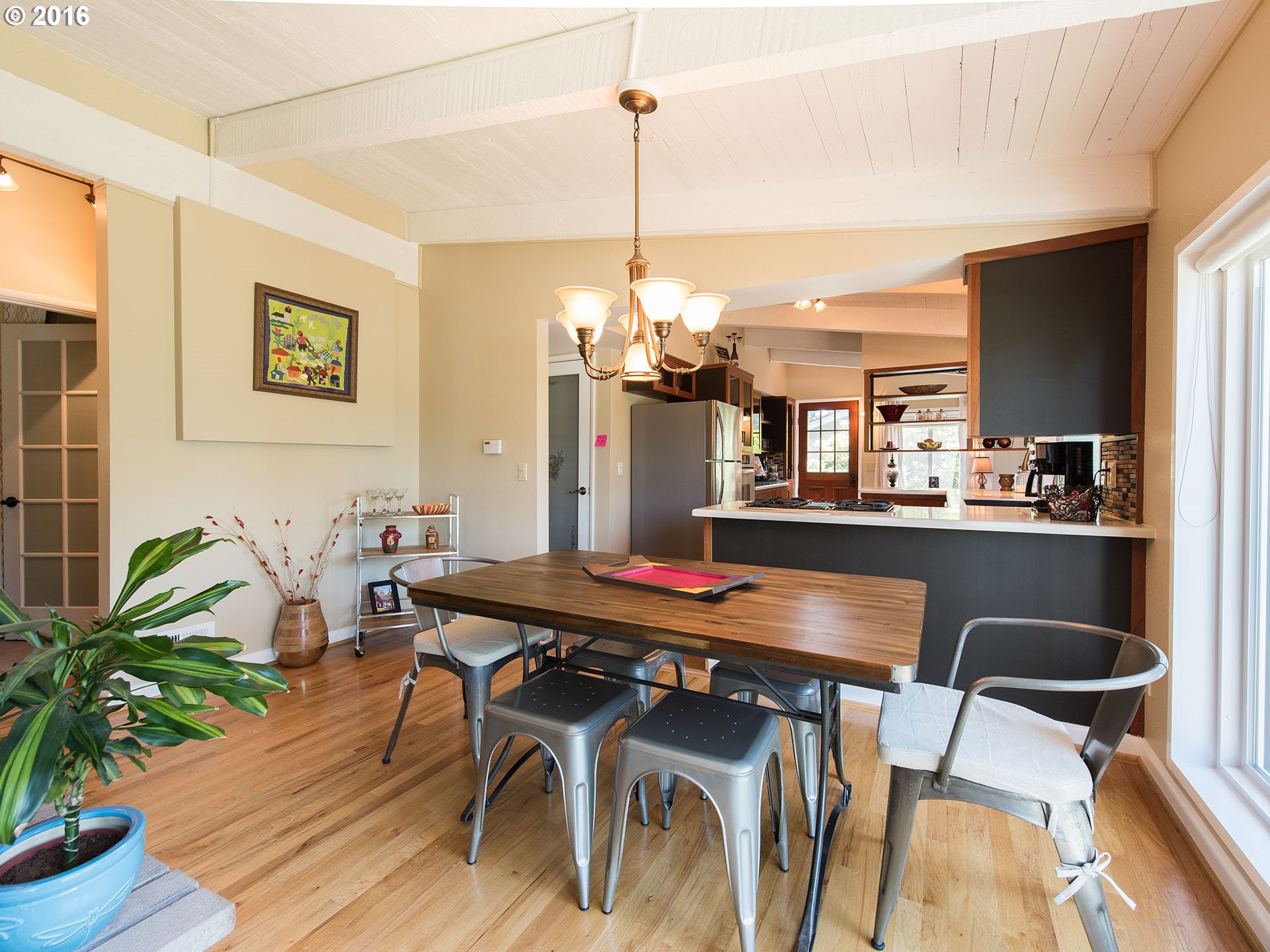 For Sale: 9911 SW 61st Ave Portland, OR 97219