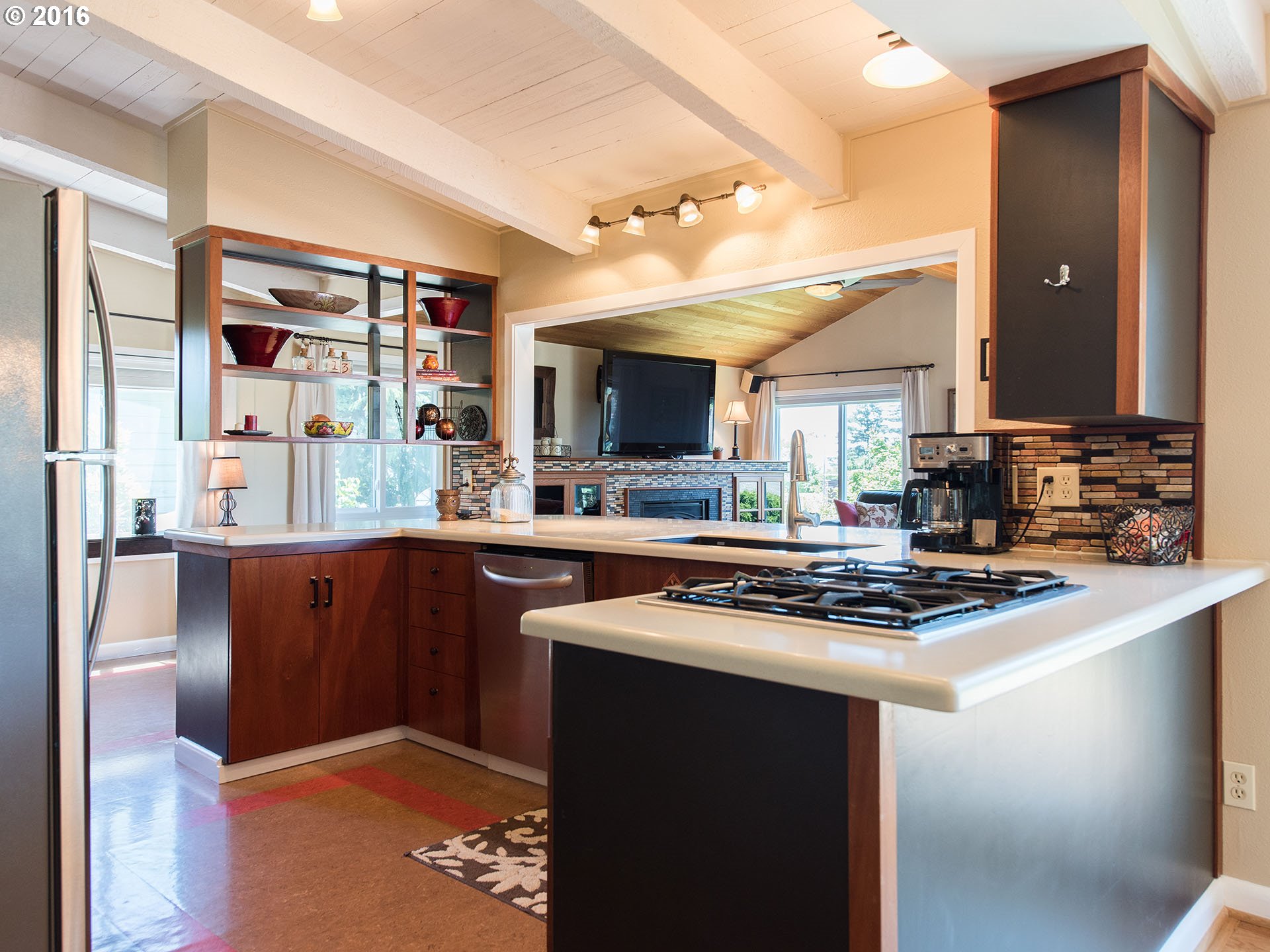 For Sale: 9911 SW 61st Ave Portland, OR 97219