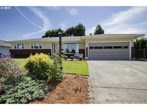 1208 NE 108th Ave