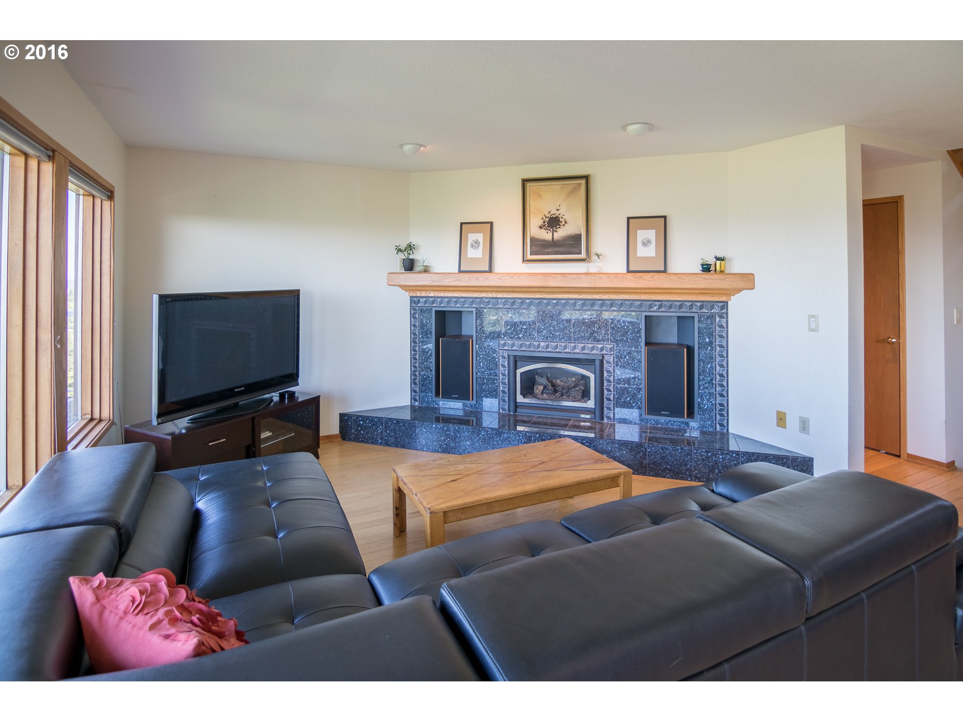 For Sale: 2902 NE Rocky Butte Rd Portland, OR 97220
