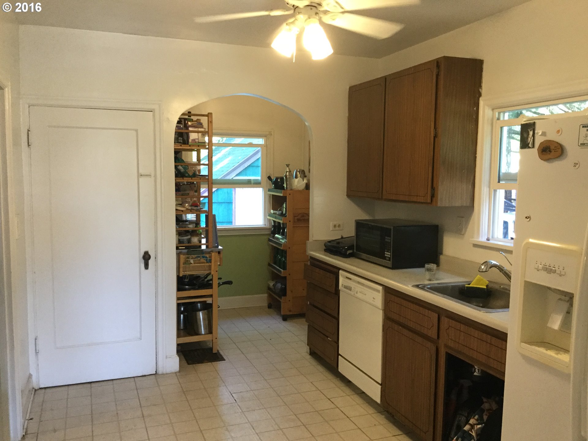 For Sale: 8607 NE Fremont St Portland, OR 97220