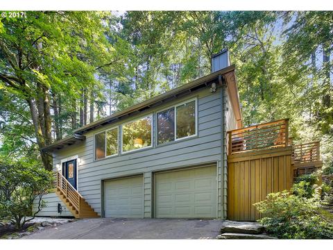 2755 SW Fairmount Blvd