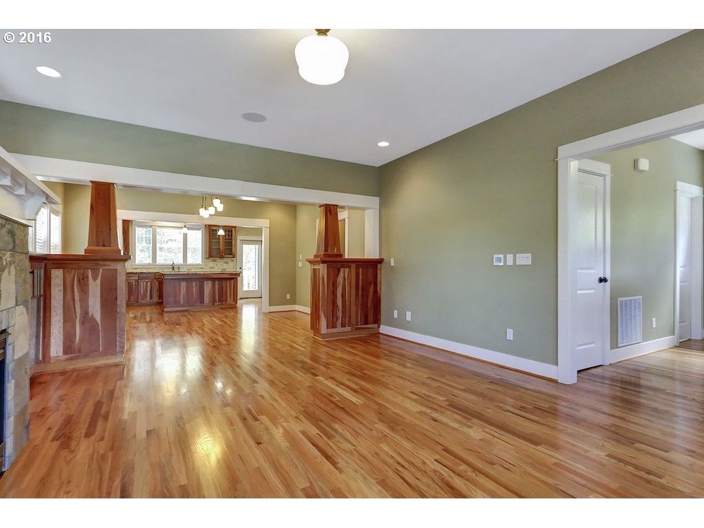 For Sale: 7050 SW Kelsi Ter Portland, OR 97223