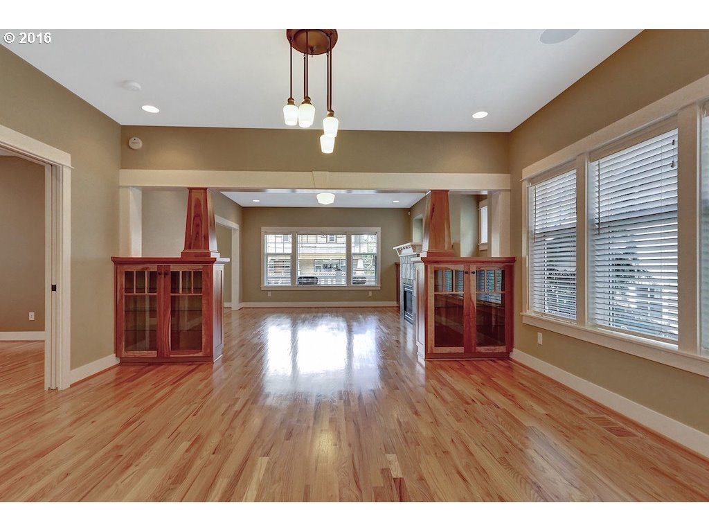 For Sale: 7050 SW Kelsi Ter Portland, OR 97223