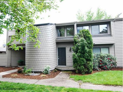 1616 NW Rolling Hill Dr