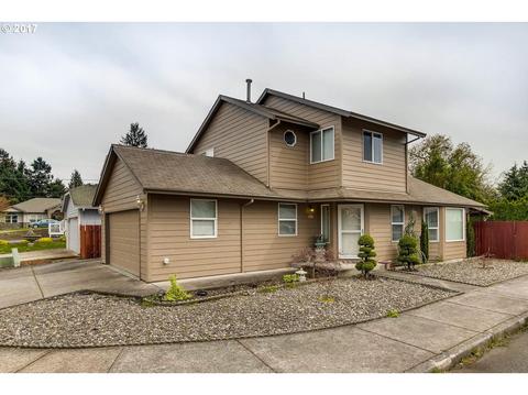 951 NE 117th Ave
