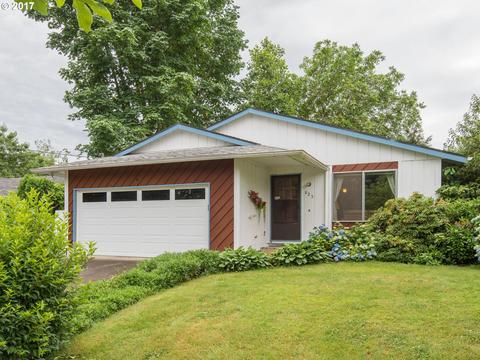 951 NE 117th Ave