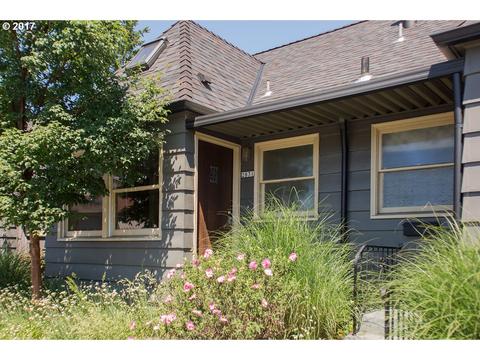 1117 SE 30th Ave