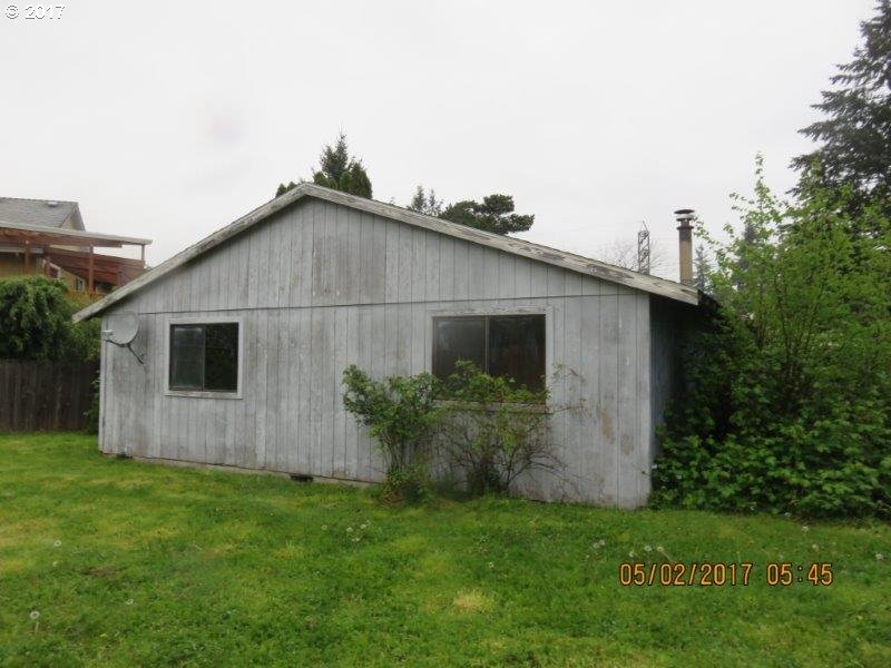 9257 SE Clinton St 402 #402