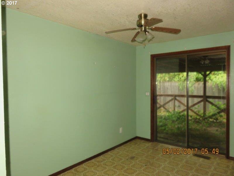 9257 SE Clinton St 402 #402