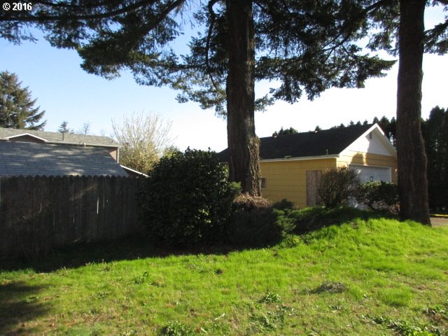 For Sale: 3830 SE 130th Ave Portland, OR 97236