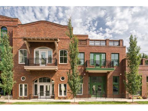 836 SW Curry St #1206