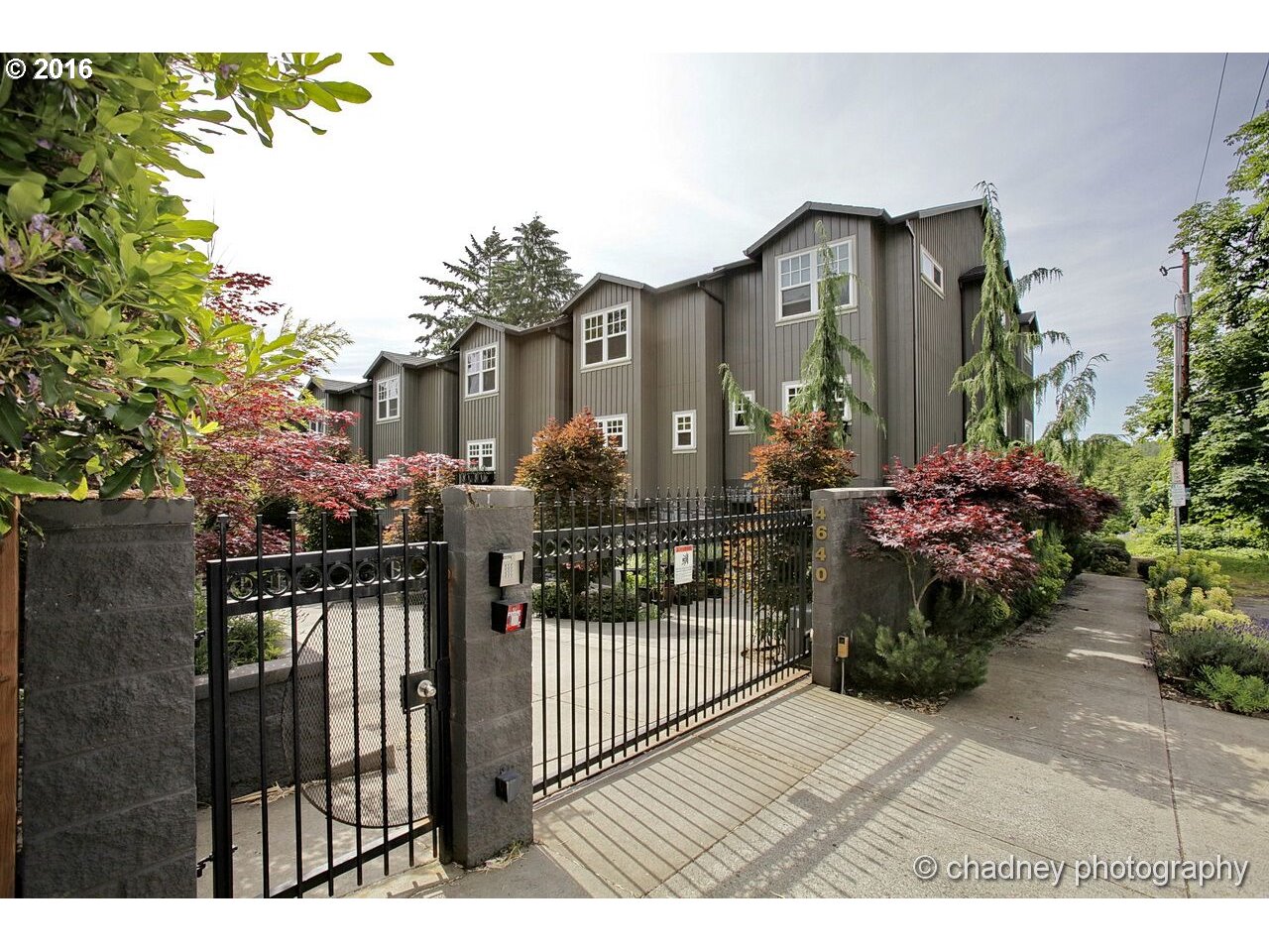 For Sale: 4650 SW Condor Ave 6 #6 Portland, OR 97239
