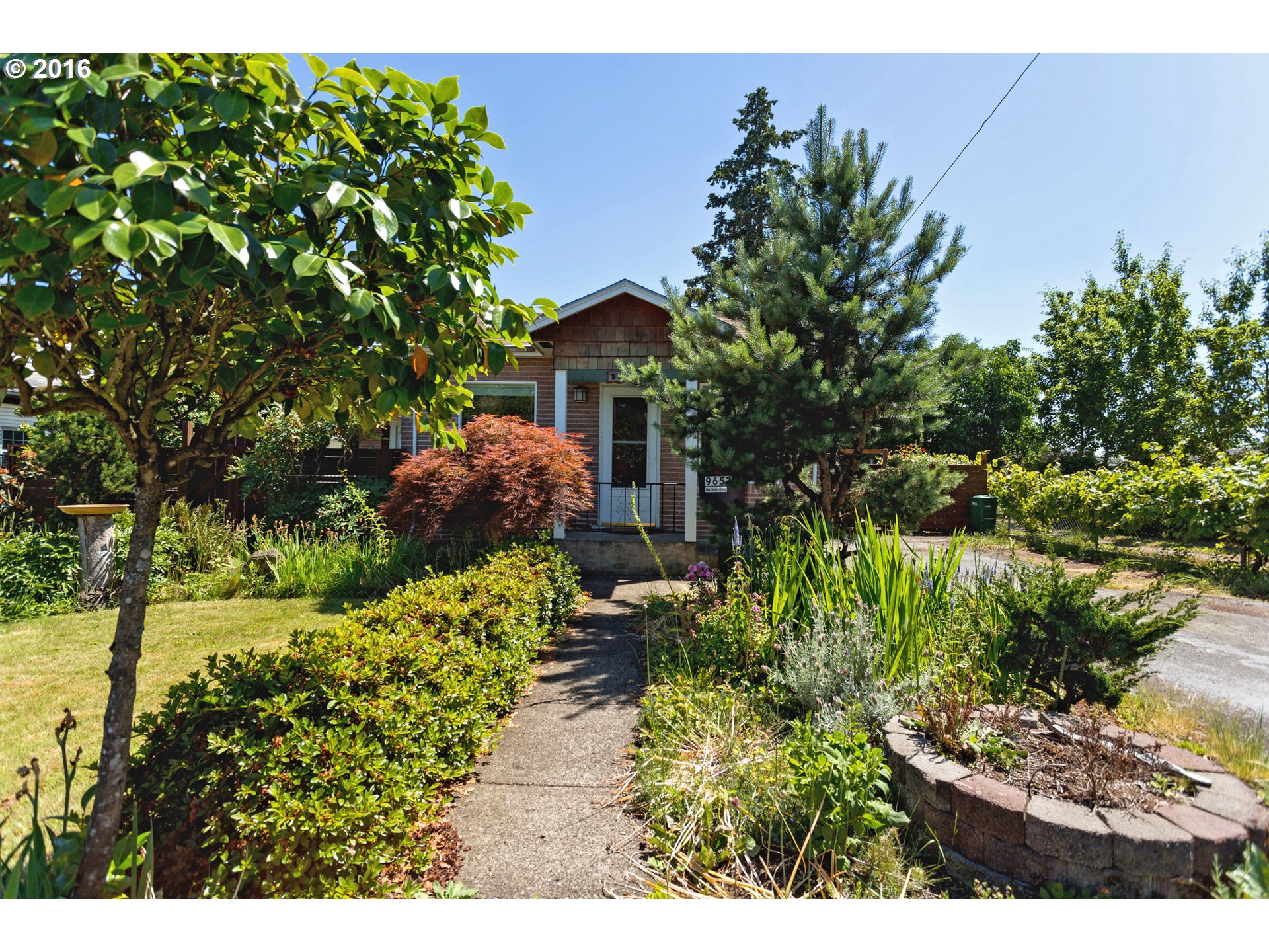 For Sale: 9652 SE Pardee St Portland, OR 97266