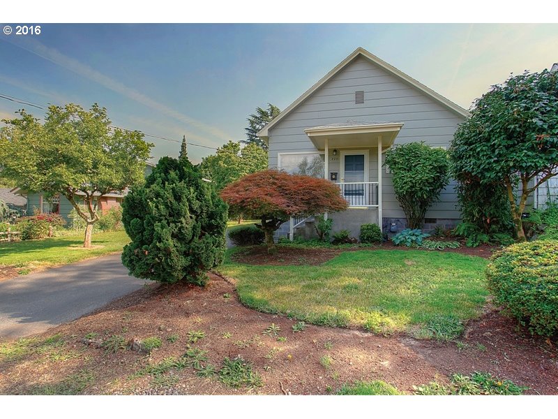 For Sale: 720 Judson St SE Salem, OR 97302