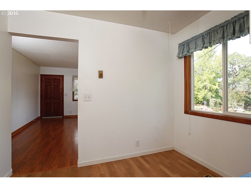 For Sale: 720 Judson St SE Salem, OR 97302