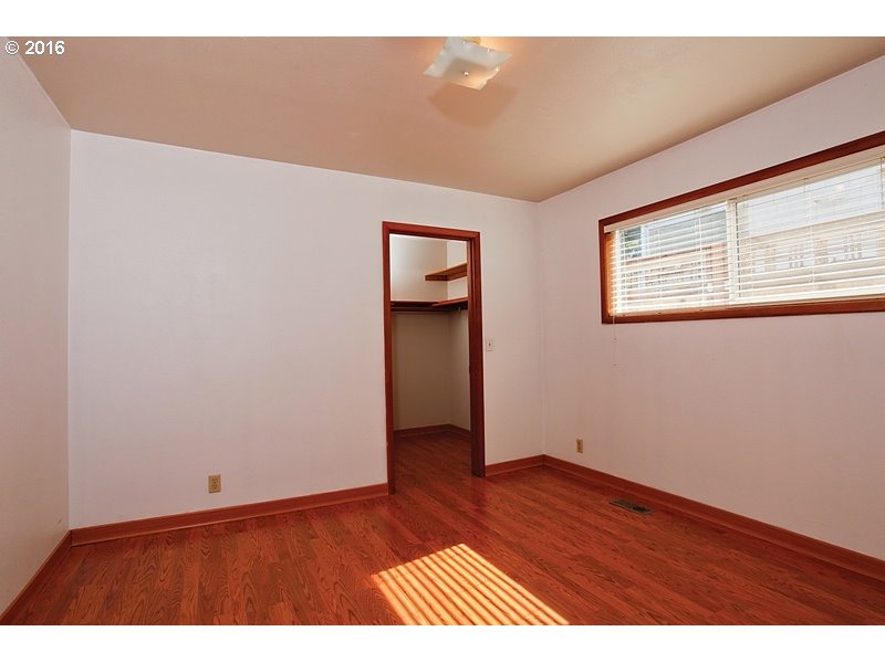 For Sale: 720 Judson St SE Salem, OR 97302