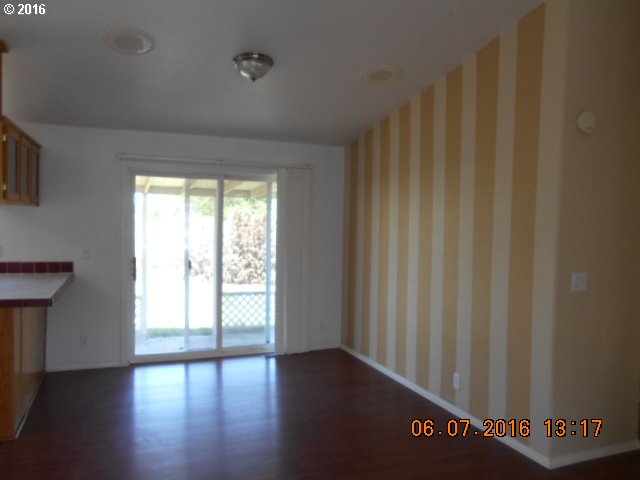 For Sale: 2150 E Ellendale Ave Dallas, OR 97338