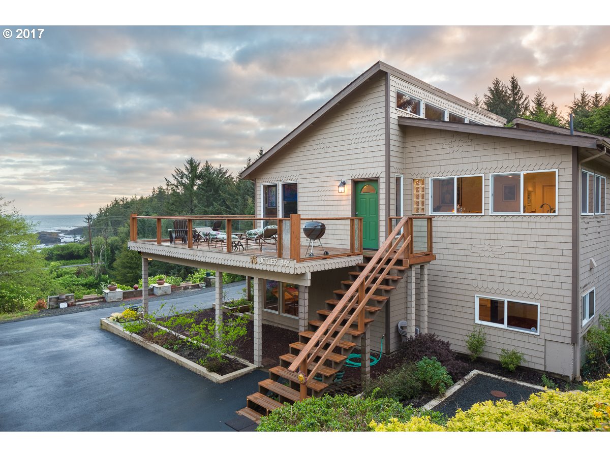476 Lookout Ct