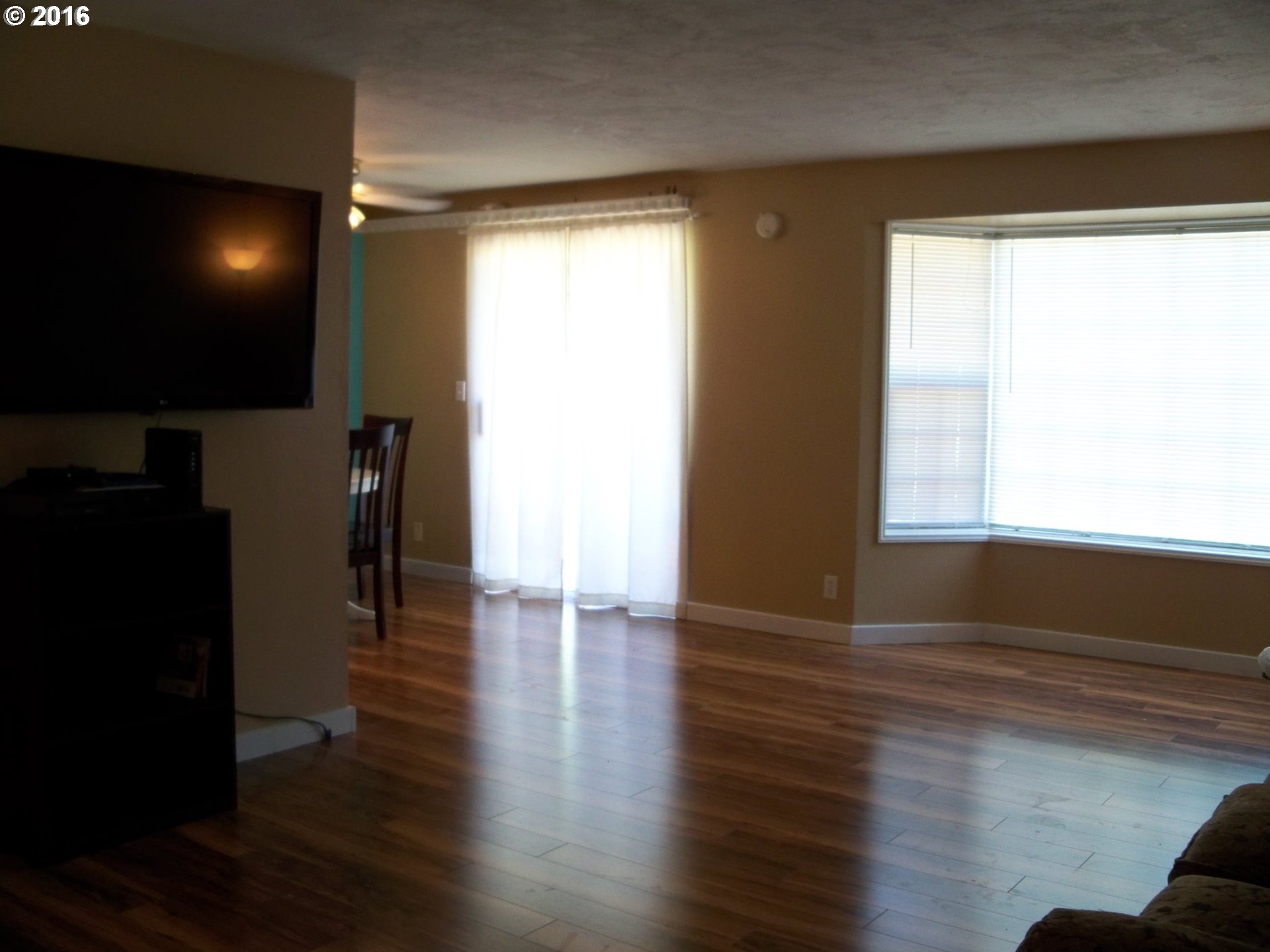 For Sale: 3871 Robin Ave Eugene, OR 97402