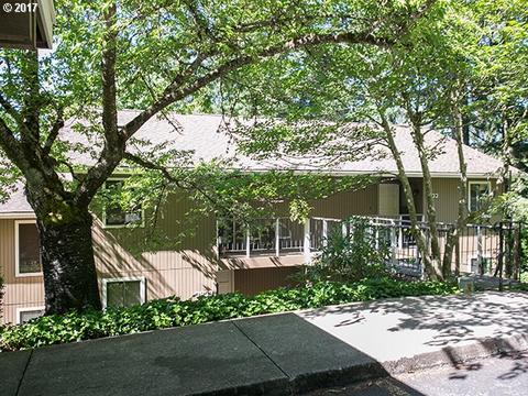 3189 Richard Ave