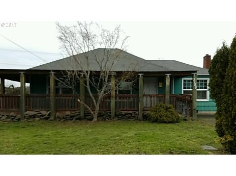 3189 Richard Ave