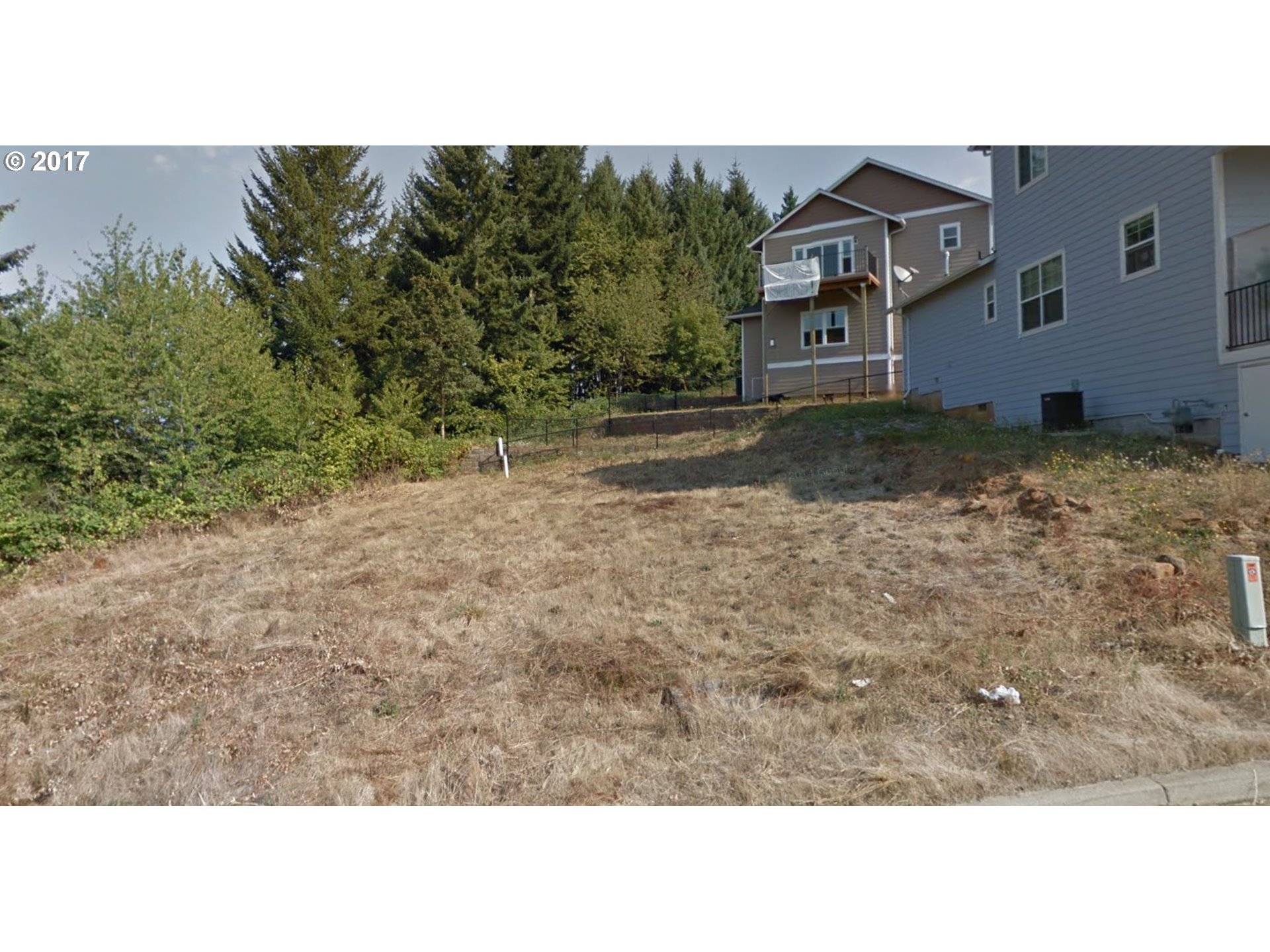 1308 Ash Ave