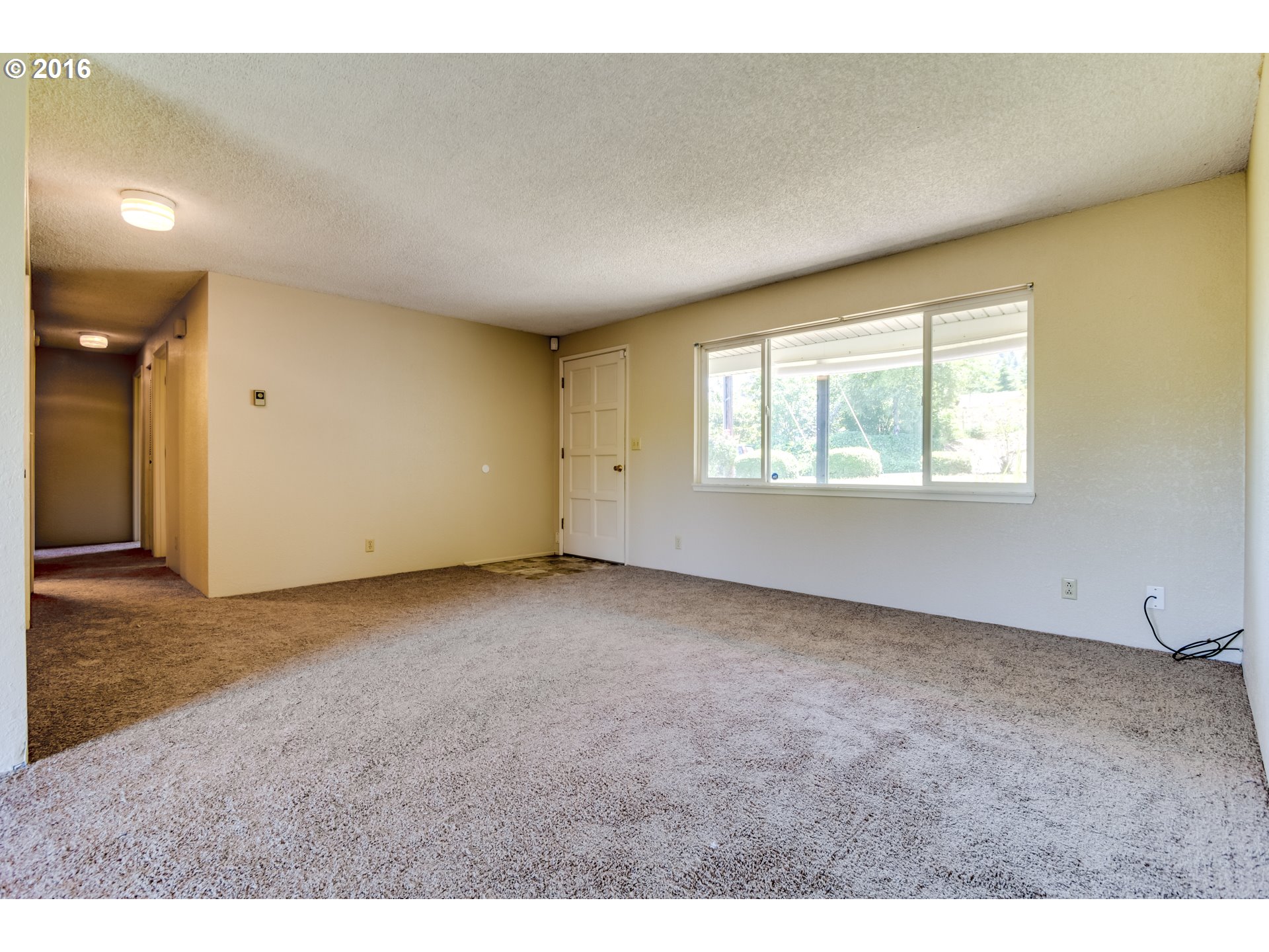 For Sale: 2404 E Main St Cottage Grove, OR 97424
