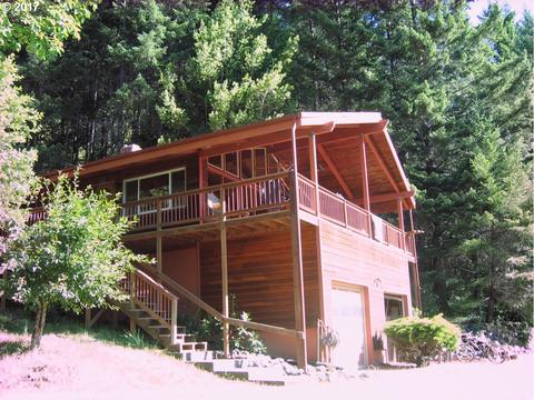 28492 Emerald Dr