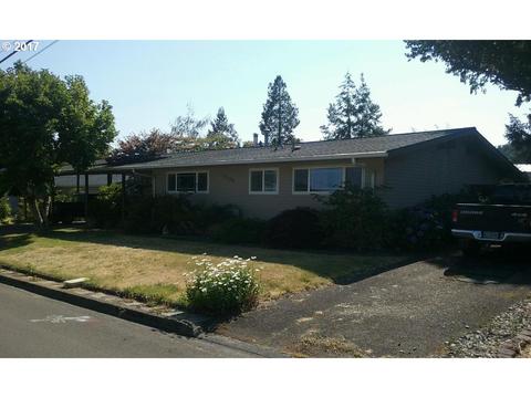 495 Ridgecrest Dr