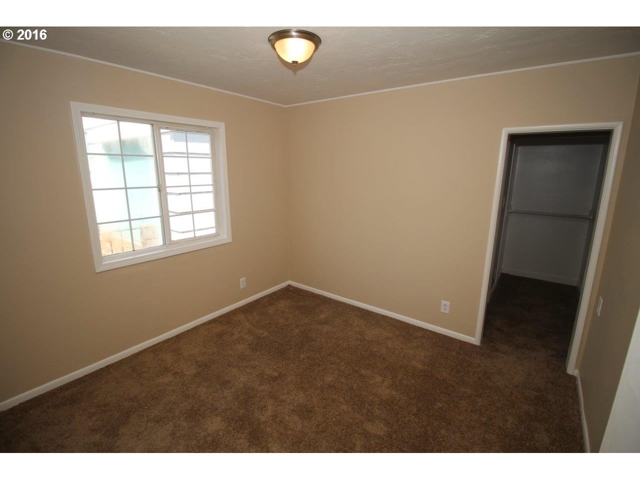 For Sale: 840 W M St Springfield, OR 97477