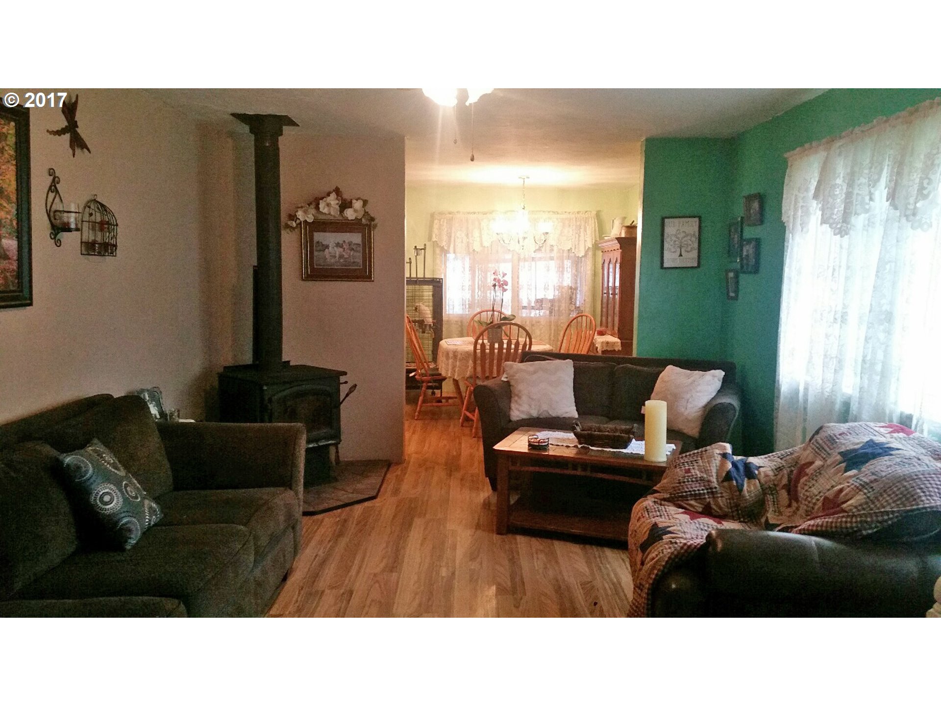 308 SE Walnut St