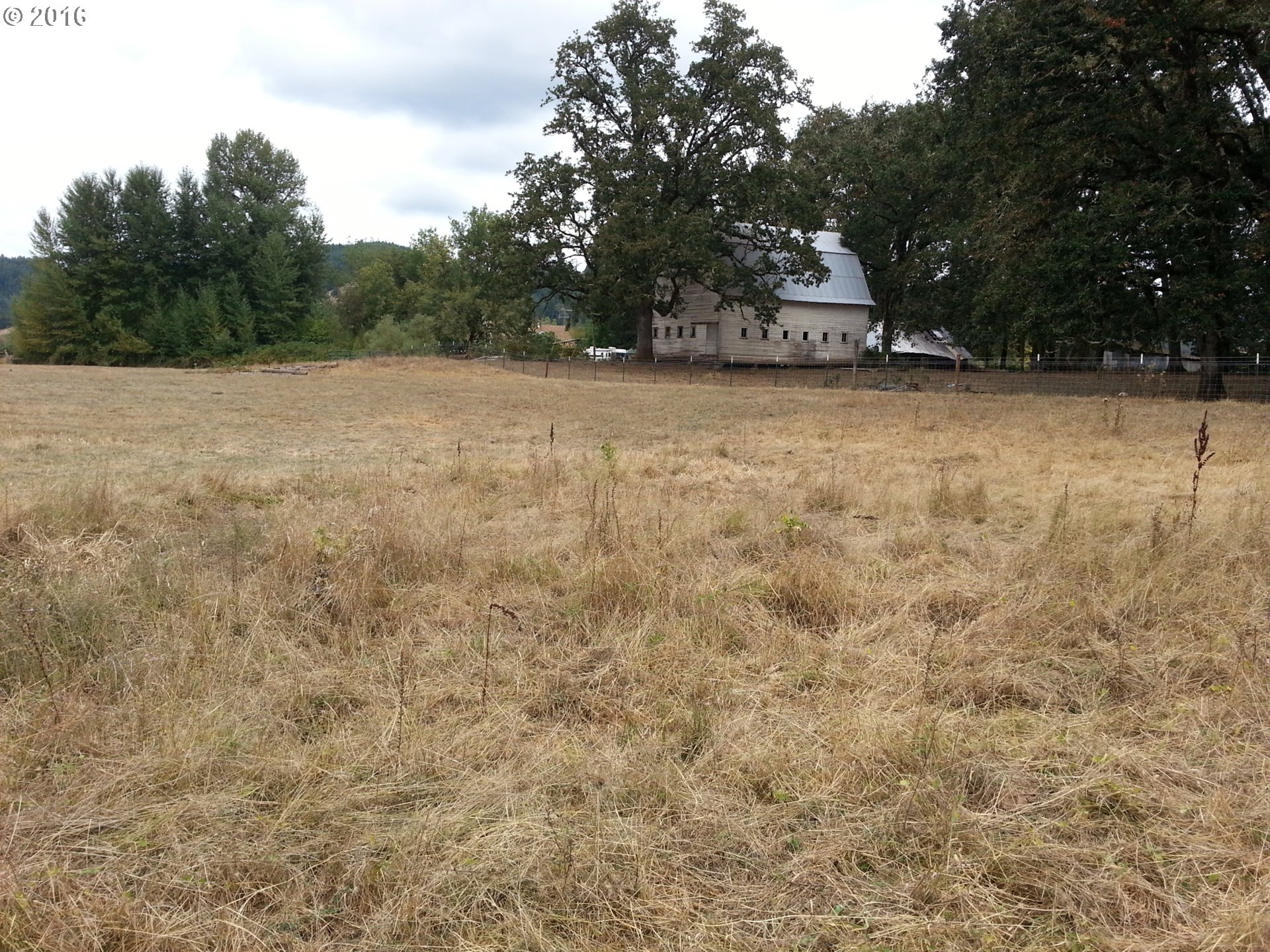 For Sale: 1061 Scotts Valley Rd Yoncalla, OR 97499